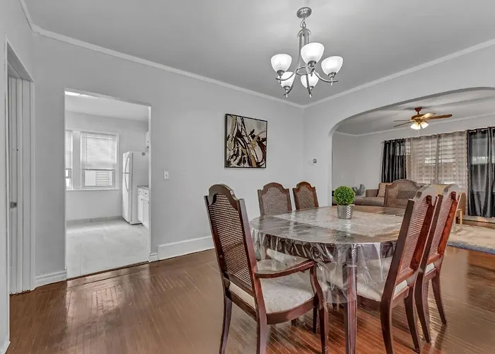 Renovated Main Floor Large 3 Bed House